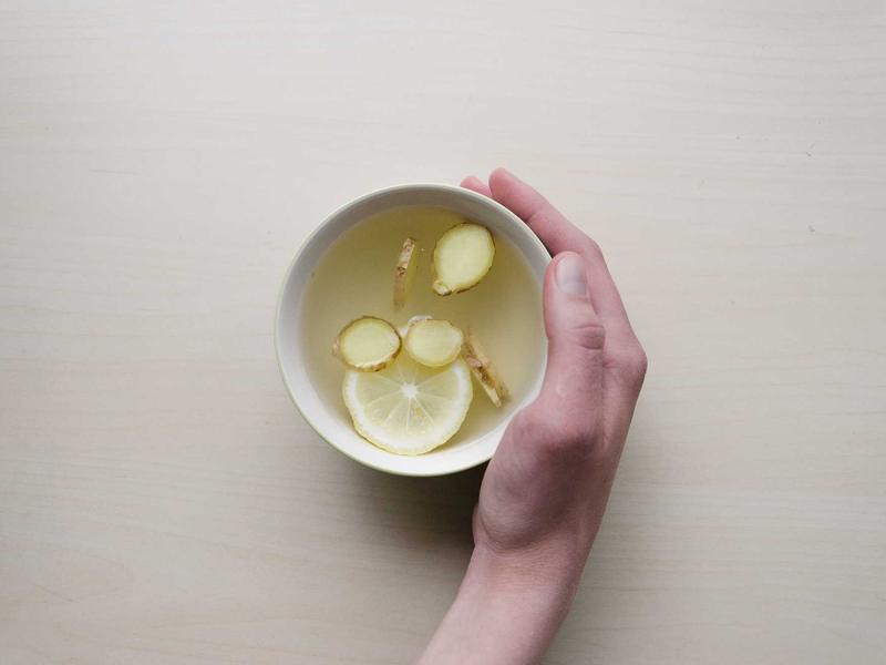 蝴蝶骨<br>ly9ugd.cn 锁骨摄影构图